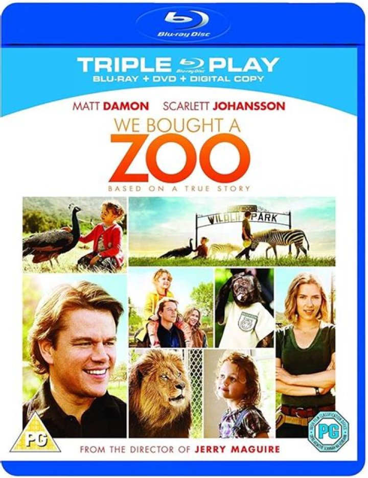 Who plays the dead wife in We Bought a Zoo