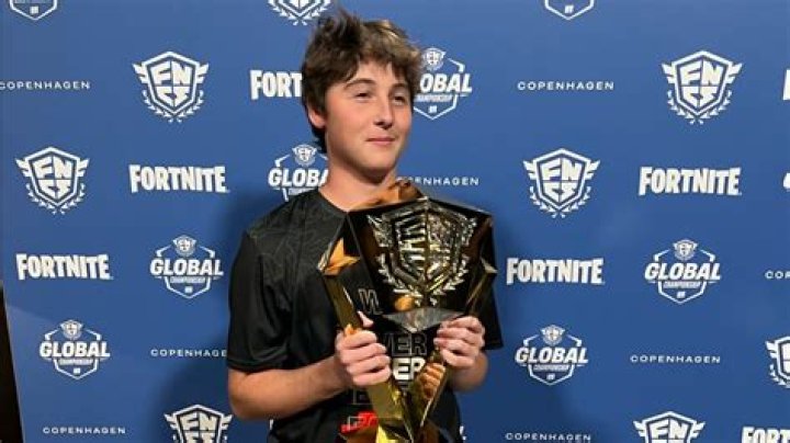 Who won the 1 million fortnite tournament