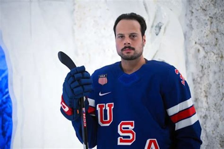 Who won the 1960 Olympic hockey
