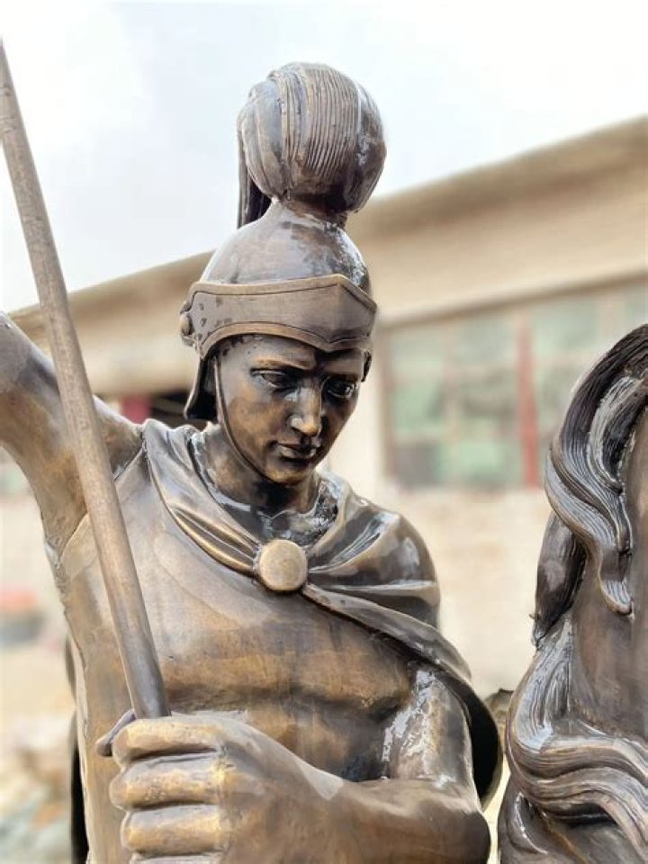 Why are bronze statues black