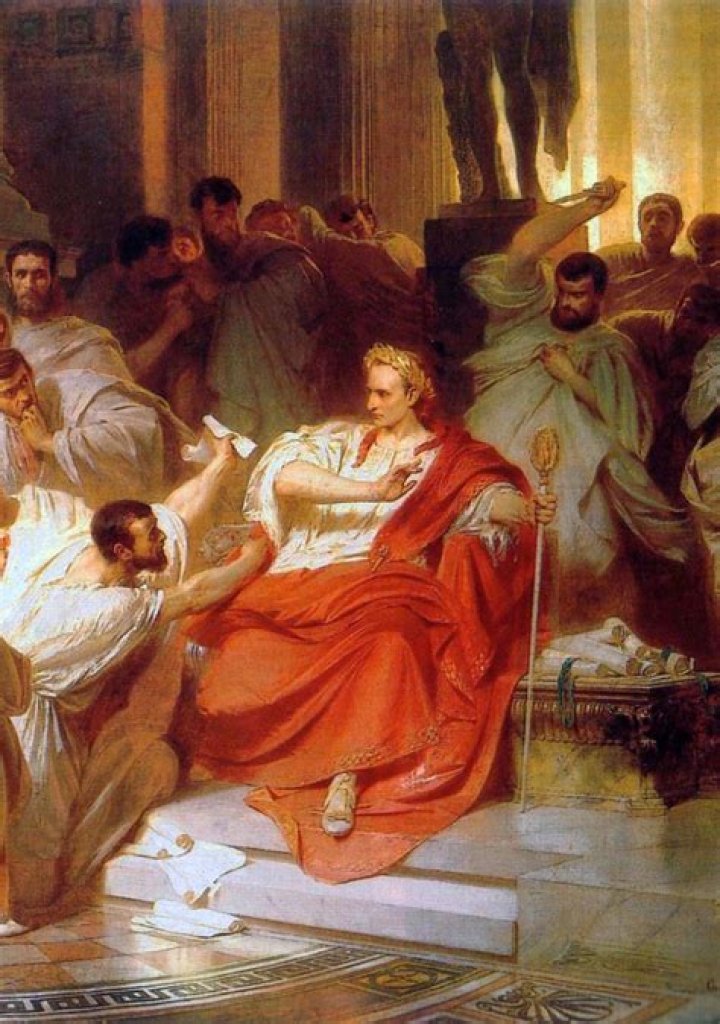 Why did Tarquinius Collatinus Brutuss first co consul go into exile