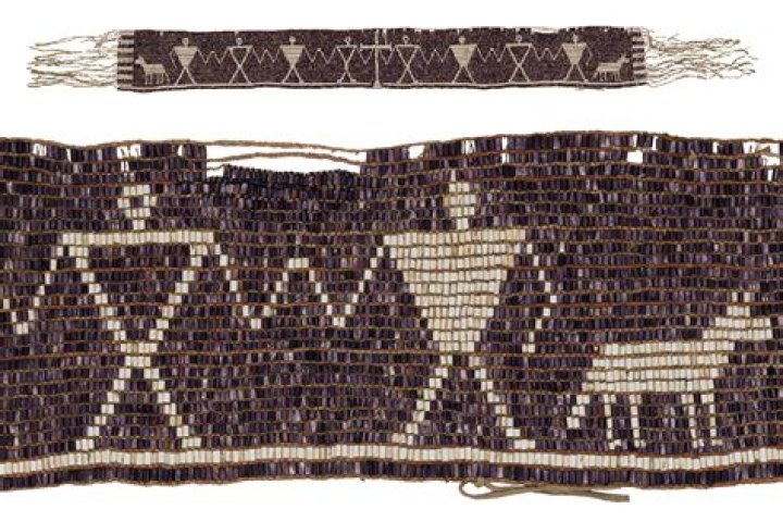 Why were wampum belts important to the Iroquois
